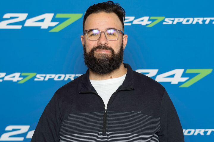 鲁能足球俱 鲁能足球俱